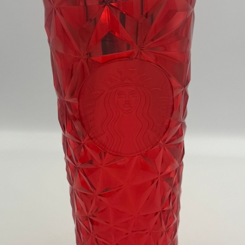 Starbucks 2023 Red Jewel Faceted‎ Venti Cold Cup Tumbler 24oz with Straw